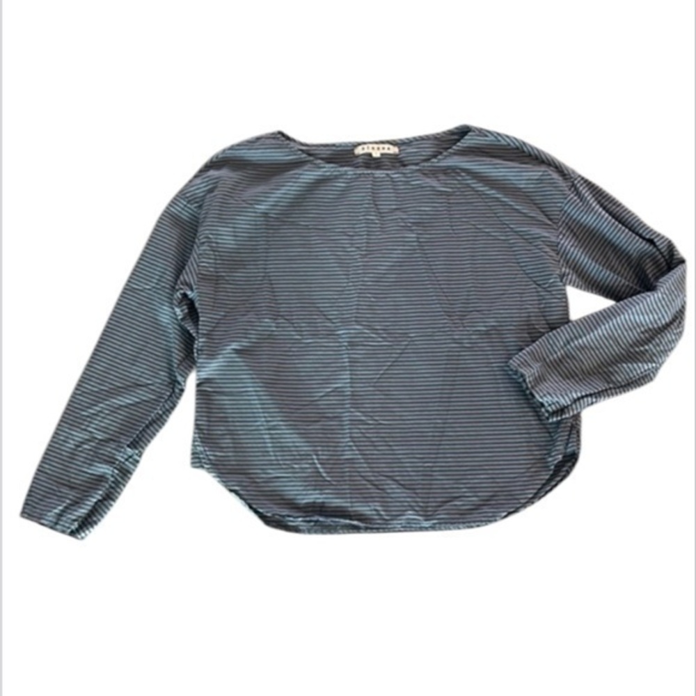 Xirena size small blue striped cotton top